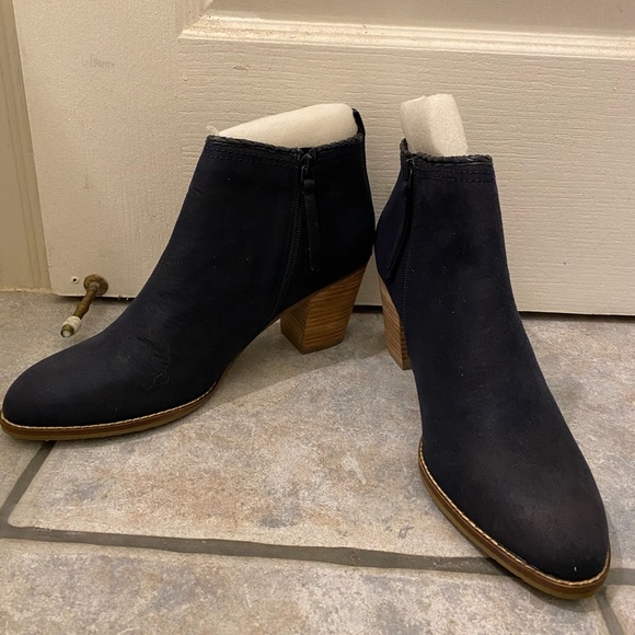 dv8 ankle boots